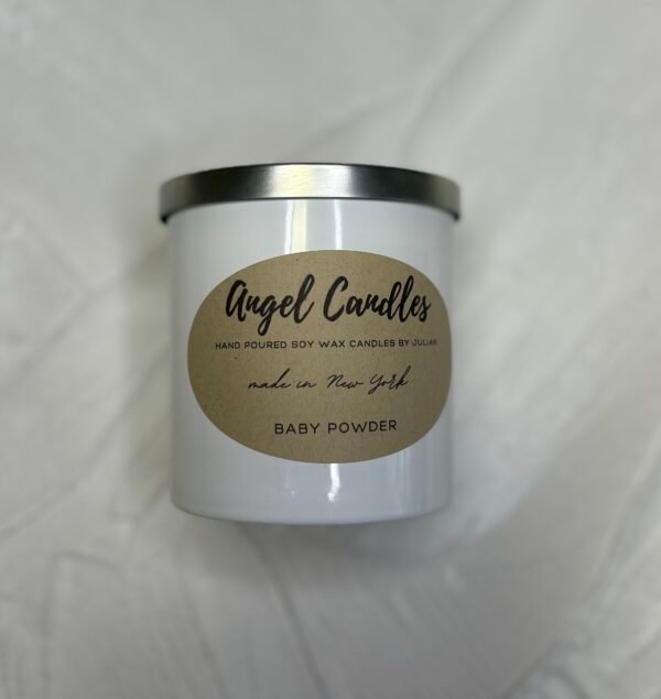 Hand-poured Soy wax candle 8oz (Baby Powder)